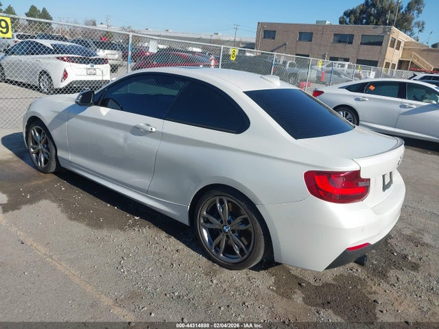 2015 BMW M235 WBA1J7C5XFV358250 Photo 2