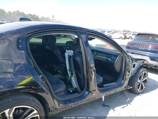 2024 VOLVO S60 7JRL12FK6RG320041 Photo 5