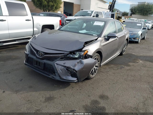 Toyota CAMRY SE 2024 4T1T11AK2RU865067 Image 2