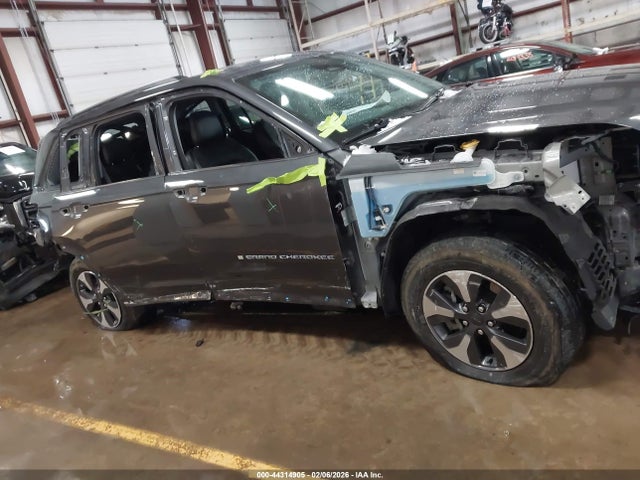 44314905 :رقم المزاد ، 1C4RJYB65N8749065 vin ، 2022 Jeep Grand Cherokee 4xe Limited 4x4 مزاد بيع