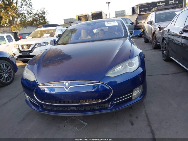 Tesla Model S 60d/70d/75d/85d/90d 2016 5YJSA1E22GF128953 Image 12