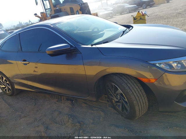 Honda Civic Lx-p 2017 2HGFC4B04HH307055 Image 13