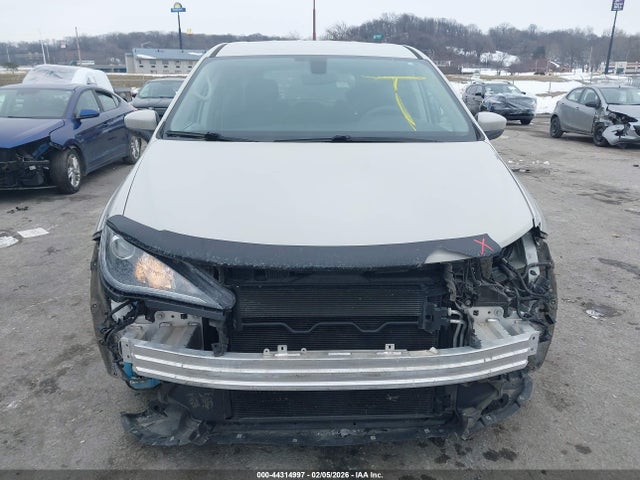 Aukcja sprzedaży 2017 Chrysler Pacifica Touring Plus, vin: 2C4RC1BG5HR771389, numer aukcji: 44314997
