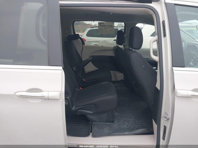 Aukcja sprzedaży 2017 Chrysler Pacifica Touring Plus, vin: 2C4RC1BG5HR771389, numer aukcji: 44314997