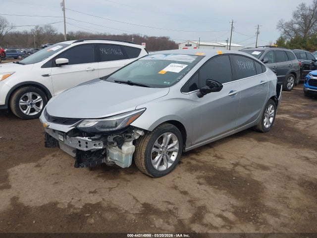 2019 CHEVROLET CRUZE 1G1BE5SM2K7111708 Photo 1