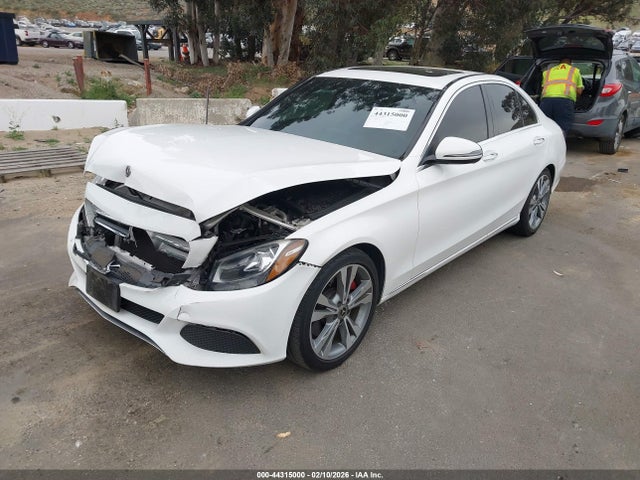 55SWF4JB8JU277299 Mercedes-Benz C 300