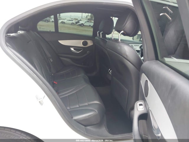 55SWF4JB8JU277299 Mercedes-Benz C 300