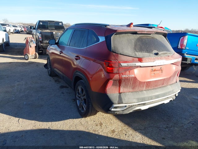 2023 KIA SELTOS KNDEU2AA5P7398336 Photo 2