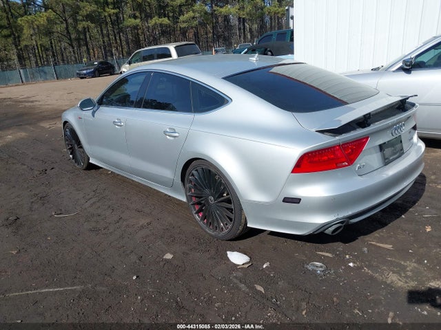2015 AUDI A7 WAU2GAFC3FN047513 Photo 2