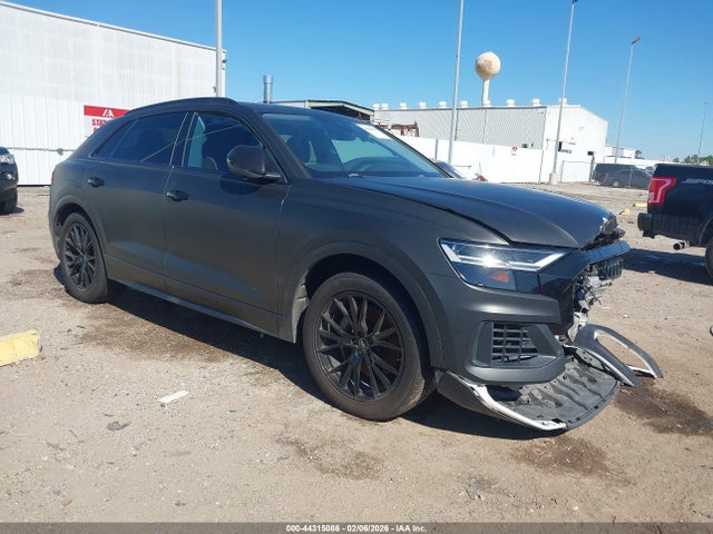 2022 AUDI Q8 WA1AVBF16ND016375 Photo 0