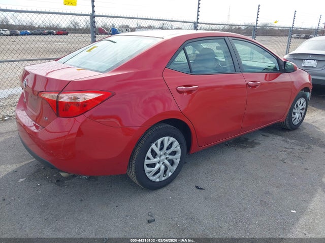 5YFBURHE3JP756110 Toyota COROLLA LE
