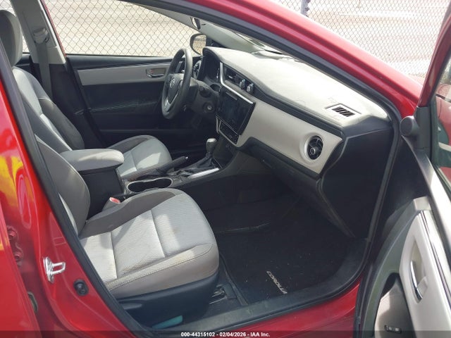 5YFBURHE3JP756110 Toyota COROLLA LE