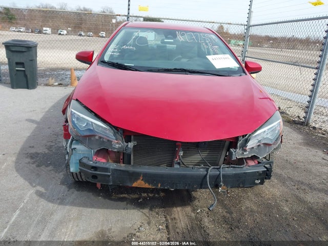 5YFBURHE3JP756110 Toyota COROLLA LE