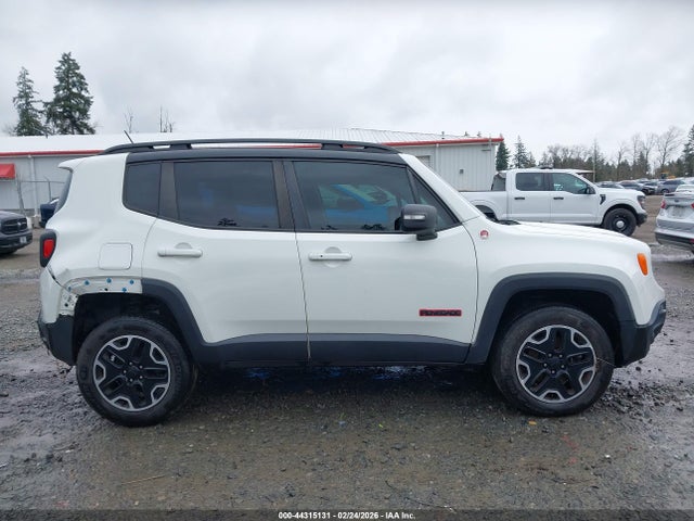 ZACCJBCB1HPF64975 Jeep Renegade Trailhawk 4x4