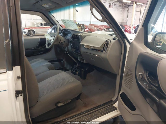 Продажа на аукционе авто 2001 Mazda B3000 Se, vin: 4F4ZR17U61TM28772, номер лота: 44315134