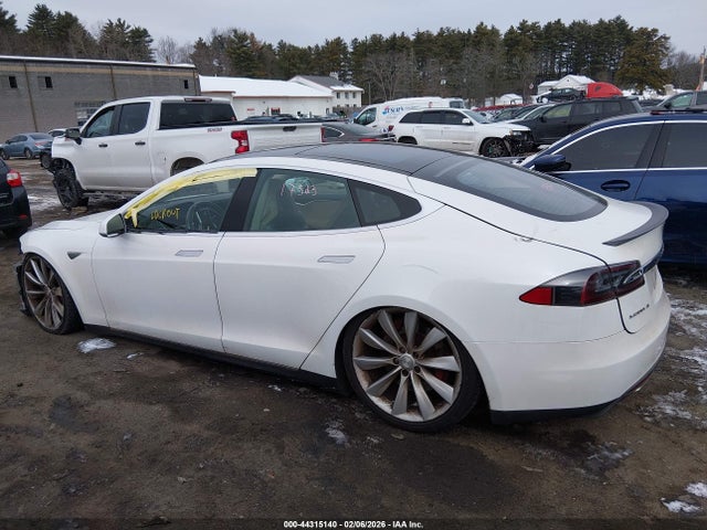 Aukcja sprzedaży 2013 Tesla Model S Performance, vin: 5YJSA1DP5DFP16287, numer aukcji: 44315140