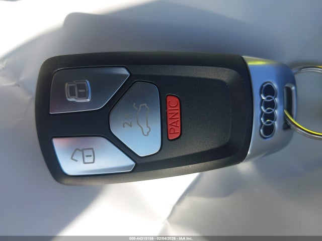 WA1BNAFY1K2077250 Audi Q5 45 Premium