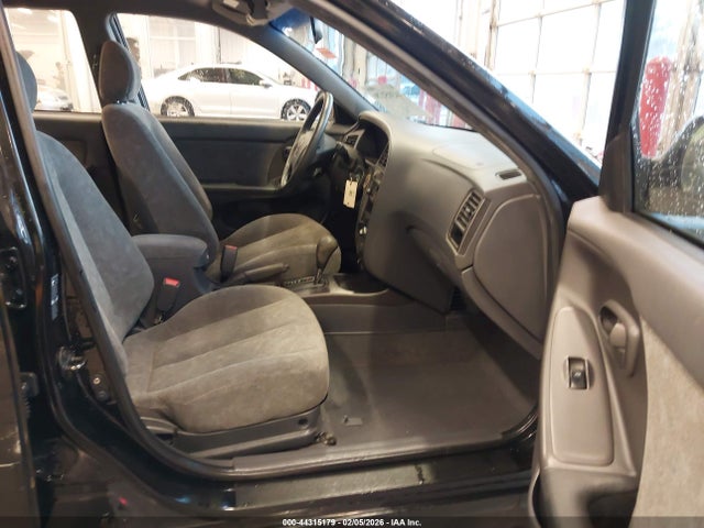 2003 HYUNDAI ELANTRA KMHDN45D83U621310 Photo 4
