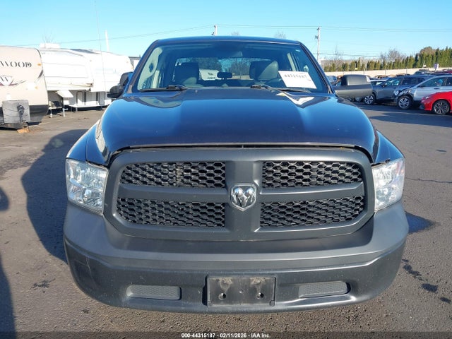 1C6RR6KG1JS298615 RAM 1500 Tradesman 4x2 5&#039;7 Box