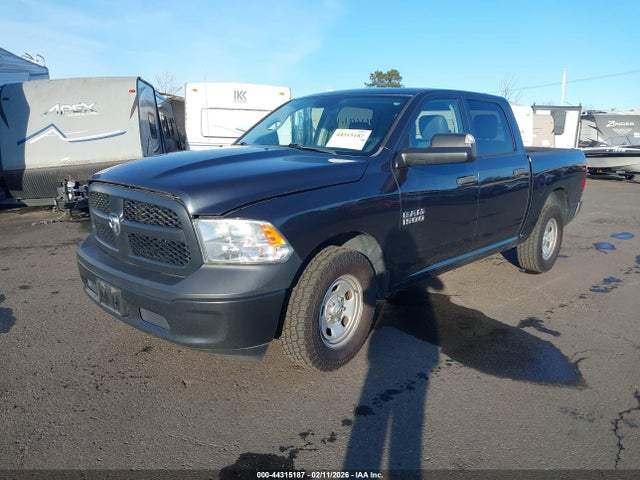 1C6RR6KG1JS298615 RAM 1500 Tradesman 4x2 5&#039;7 Box