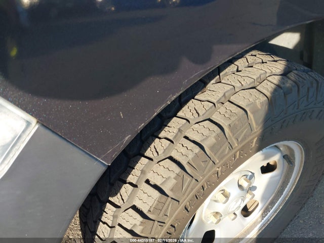 1C6RR6KG1JS298615 RAM 1500 Tradesman 4x2 5&#039;7 Box