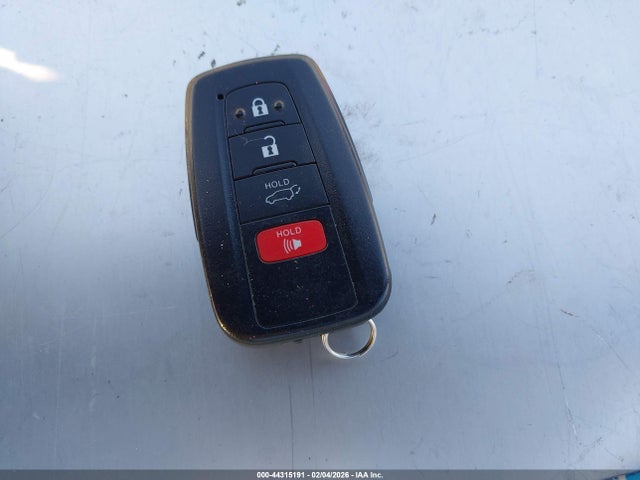 2T3W1RFVXMW181317 Toyota Rav4 Xle