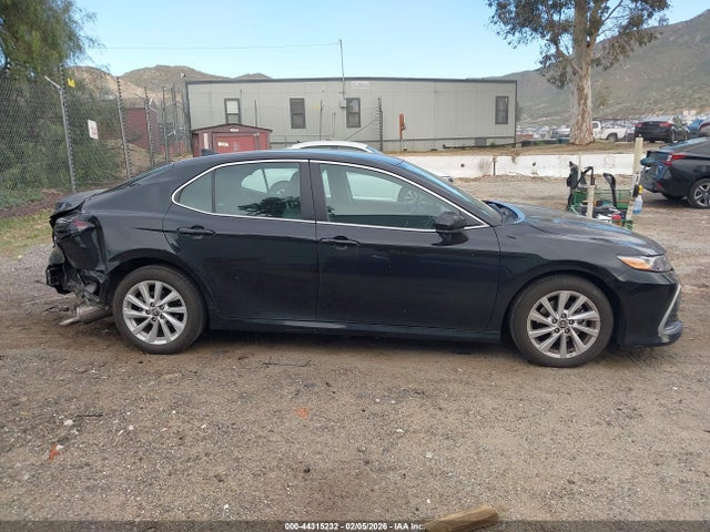 Toyota CAMRY LE 2023 4T1C11AK7PU181175 Image 13