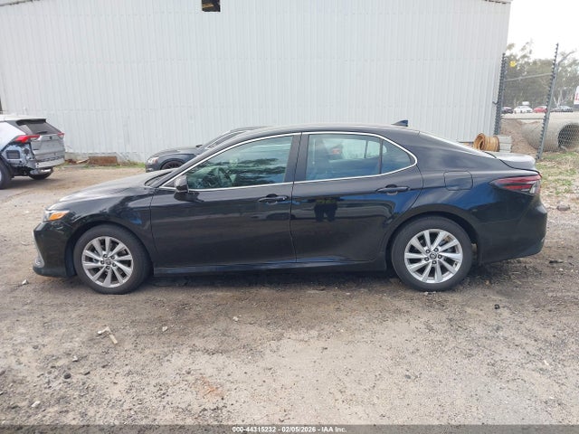 Toyota CAMRY LE 2023 4T1C11AK7PU181175 Image 14