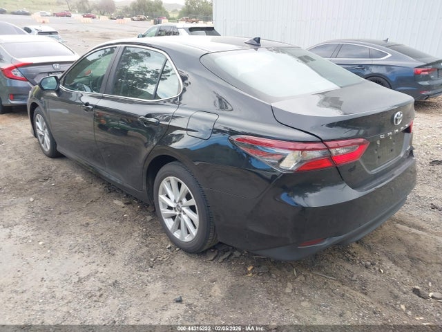 Toyota CAMRY LE 2023 4T1C11AK7PU181175 Image 3