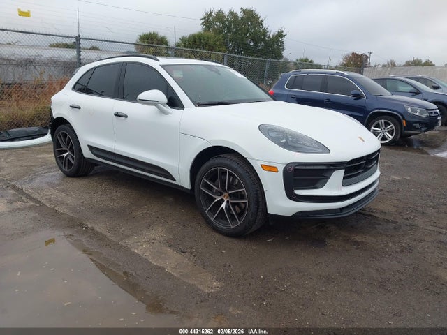 2022 PORSCHE MACAN WP1AA2A55NLB11283 Photo 0