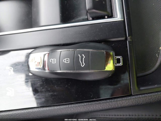 2022 PORSCHE MACAN WP1AA2A55NLB11283 Photo 10