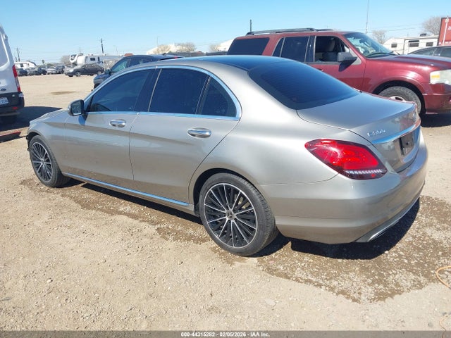 2019 Mercedes-benz C 300 მანქანა იყიდება აუქციონზე, vin: 55SWF8DB8KU283253, აუქციონის ნომერი: 44315282