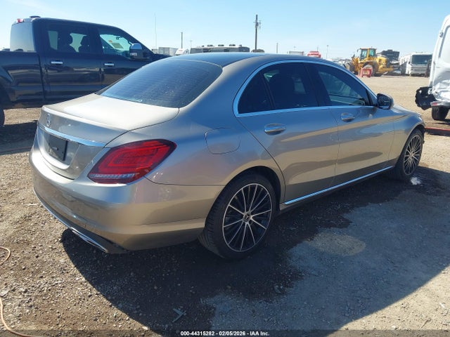 2019 Mercedes-benz C 300 მანქანა იყიდება აუქციონზე, vin: 55SWF8DB8KU283253, აუქციონის ნომერი: 44315282