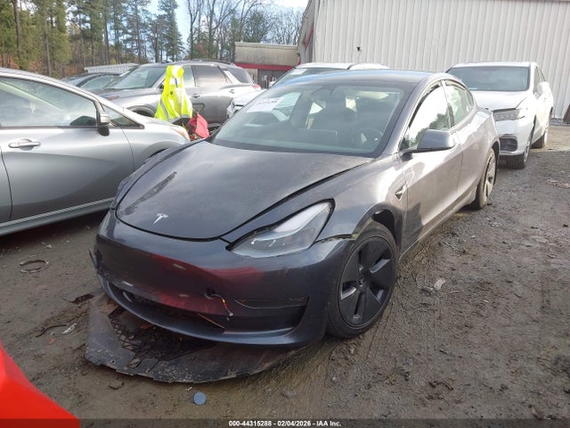 44315288 :رقم المزاد ، 5YJ3E1EB6NF197196 vin ، 2022 Tesla Model 3 Long Range Dual Motor All-wheel Drive مزاد بيع