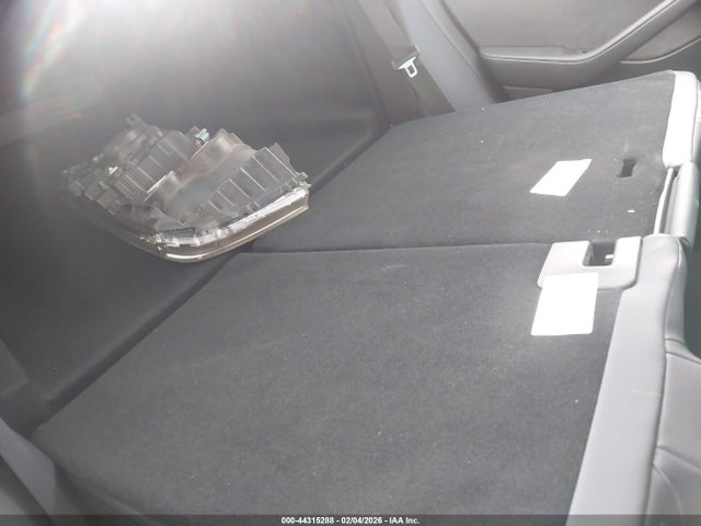 44315288 :رقم المزاد ، 5YJ3E1EB6NF197196 vin ، 2022 Tesla Model 3 Long Range Dual Motor All-wheel Drive مزاد بيع