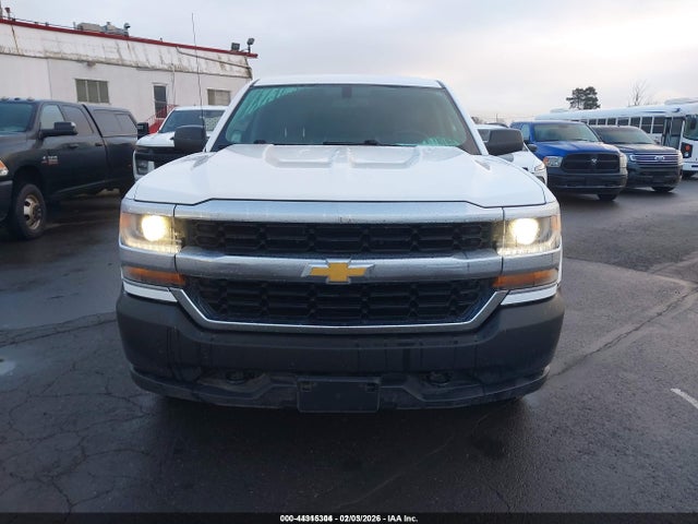 3GCUKNEH8JG138664 Chevrolet Silverado 1500 Wt