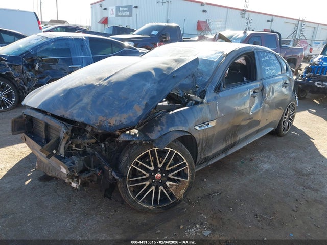 2018 JAGUAR XF SAJBF4FN5JCY53514 Photo 1