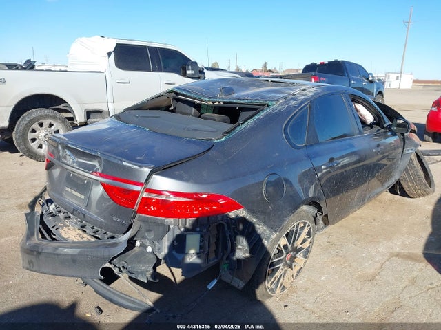 2018 JAGUAR XF SAJBF4FN5JCY53514 Photo 3