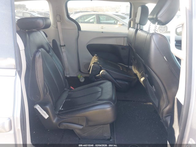 Продаж на аукціоні авто 2020 Chrysler Voyager Lxi, vin: 2C4RC1DG8LR262449, номер лоту: 44315348