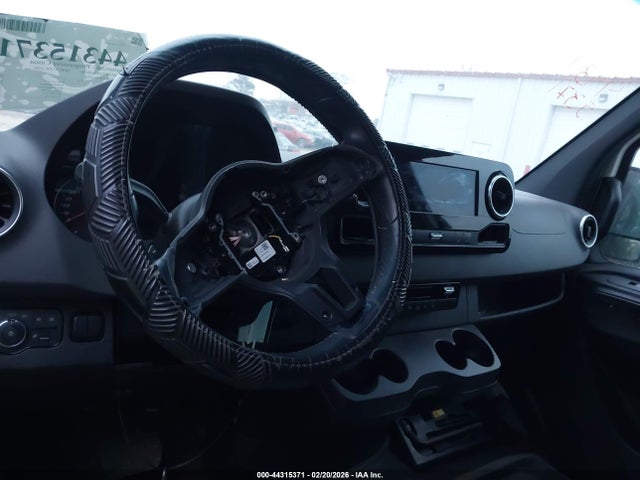 Продажа на аукционе авто 2019 Mercedes-benz Sprinter 2500 High Roof V6, vin: WD4FF1CD2KT014681, номер лота: 44315371