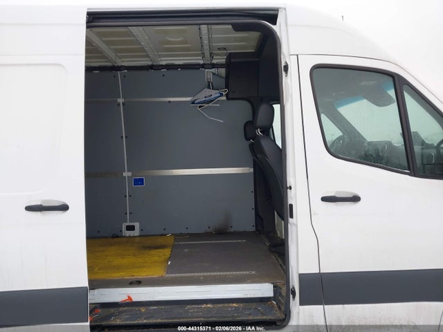 Продажа на аукционе авто 2019 Mercedes-benz Sprinter 2500 High Roof V6, vin: WD4FF1CD2KT014681, номер лота: 44315371