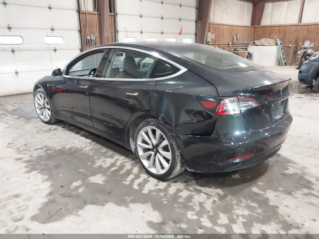2018 Tesla Model 3 Long Range/performance მანქანა იყიდება აუქციონზე, vin: 5YJ3E1EB4JF110048, აუქციონის ნომერი: 44315400