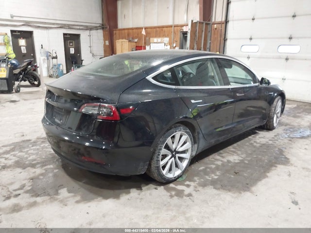 2018 Tesla Model 3 Long Range/performance მანქანა იყიდება აუქციონზე, vin: 5YJ3E1EB4JF110048, აუქციონის ნომერი: 44315400