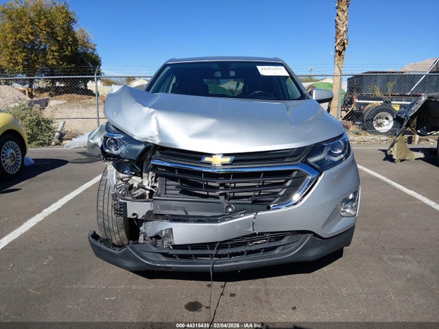 3GNAXKEV3KS530451 Chevrolet EQUINOX LT