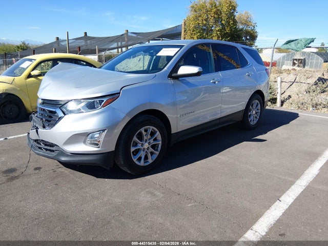 3GNAXKEV3KS530451 Chevrolet EQUINOX LT