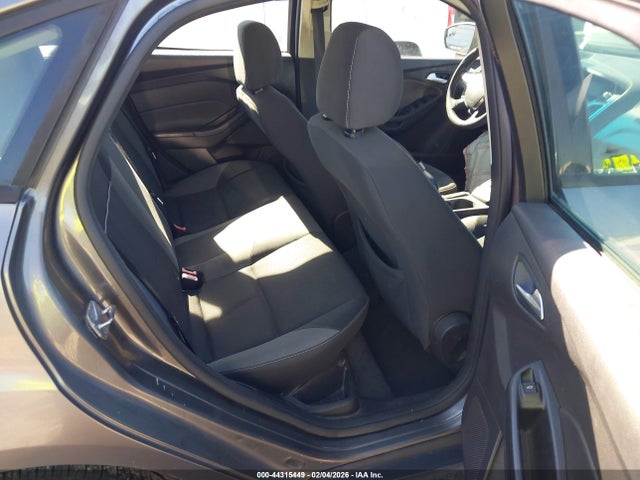 Ford FOCUS SE 2014 1FADP3F25EL332275 Image 8