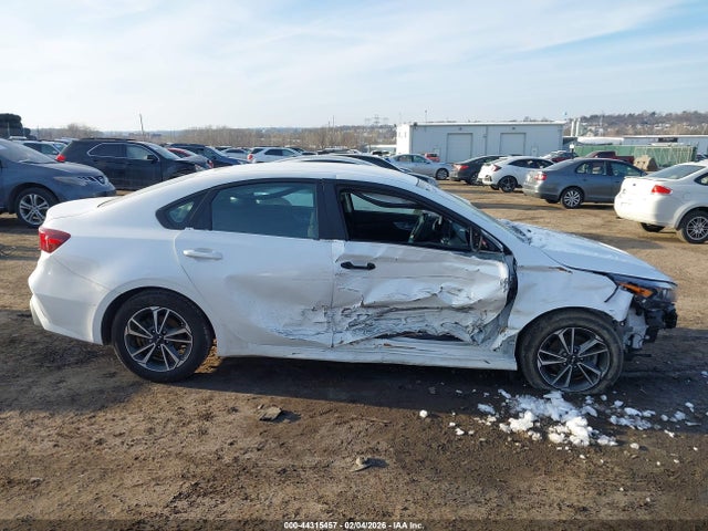 3KPF24AD7RE696132 KIA Forte Lxs