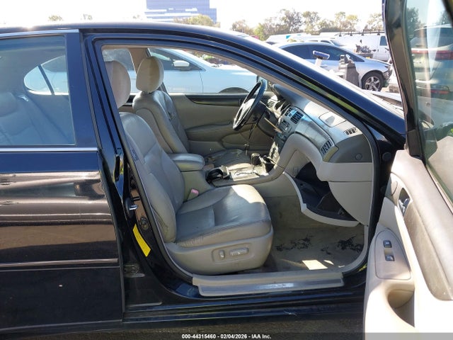 2004 LEXUS ES 330 JTHBA30G945044977 Photo 4