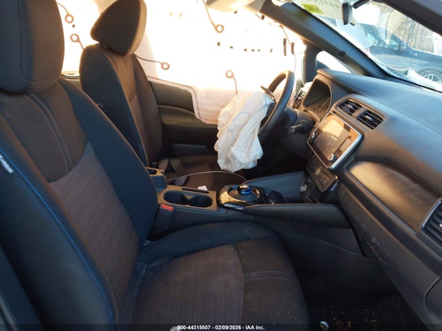 1N4AZ1CV2NC563179 Nissan Leaf Sv 40 Kwh