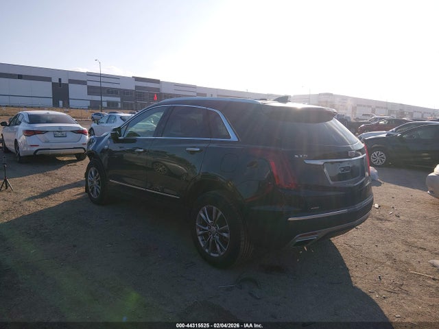 2021 CADILLAC XT5 1GYKNDRS0MZ104960 Photo 2